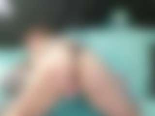 Live cam show with SaveTheBea - Short on CamSodaAdn