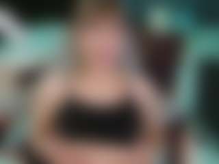 SaveTheBea's Live Sex Cam Show