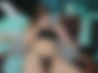 SaveTheBea's Live Sex Cam Show