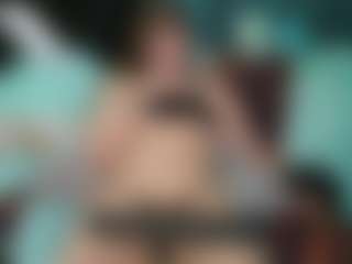 SaveTheBea's Live Sex Cam Show