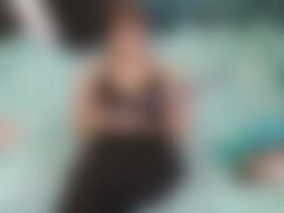SaveTheBea's Live Sex Cam Show