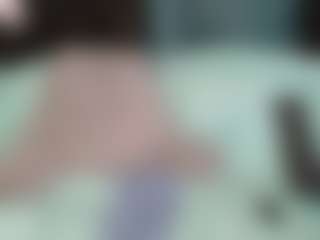 SaveTheBea's Live Sex Cam Show