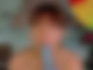 SaveTheBea's Live Sex Cam Show