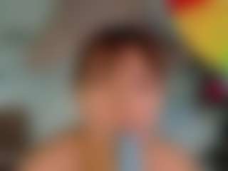 SaveTheBea's Live Sex Cam Show