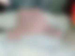 SaveTheBea's Live Sex Cam Show