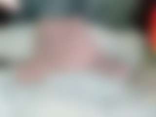 SaveTheBea's Live Sex Cam Show