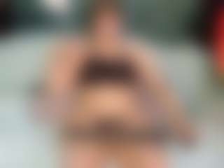 SaveTheBea's Live Sex Cam Show