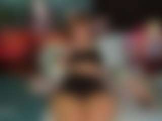 SaveTheBea's Live Sex Cam Show