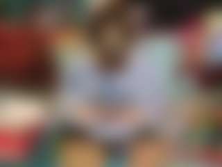 SaveTheBea's Live Sex Cam Show