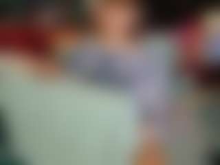 SaveTheBea's Live Sex Cam Show