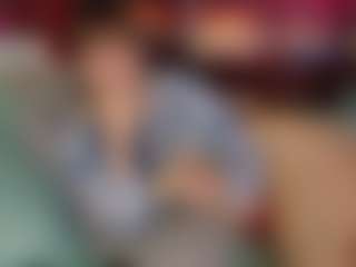 SaveTheBea's Live Sex Cam Show