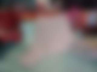 SaveTheBea's Live Sex Cam Show