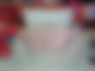 SaveTheBea's Live Sex Cam Show
