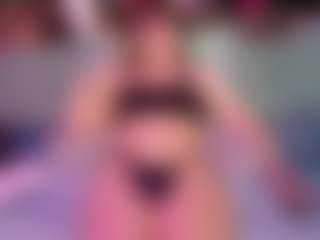SaveTheBea's Live Sex Cam Show