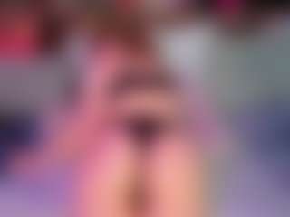 SaveTheBea's Live Sex Cam Show
