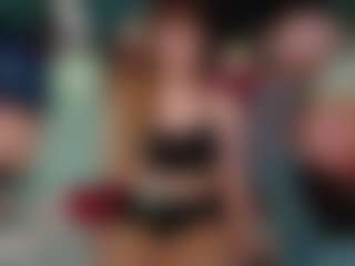 SaveTheBea's Live Sex Cam Show