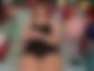 SaveTheBea's Live Sex Cam Show