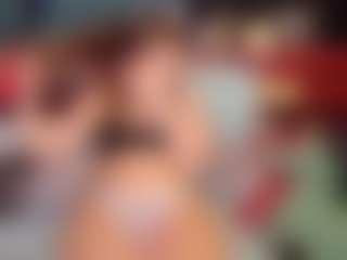 SaveTheBea's Live Sex Cam Show