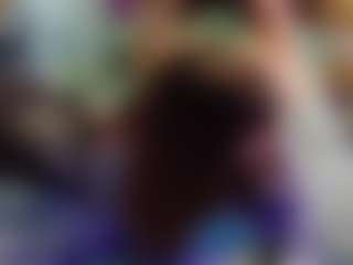 SaveTheBea's Live Sex Cam Show