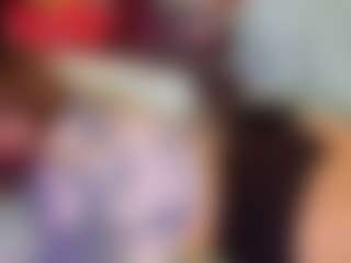 SaveTheBea's Live Sex Cam Show