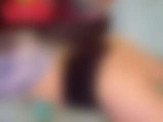 SaveTheBea's Live Sex Cam Show