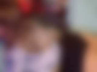 SaveTheBea's Live Sex Cam Show