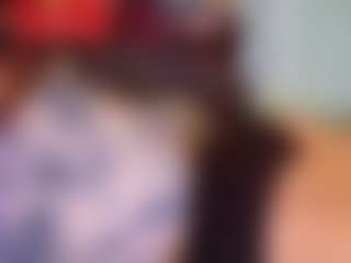 SaveTheBea's Live Sex Cam Show
