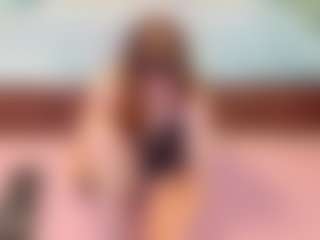 SaveTheBea's Live Sex Cam Show