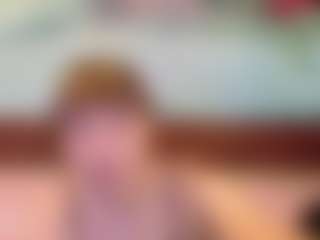 SaveTheBea's Live Sex Cam Show