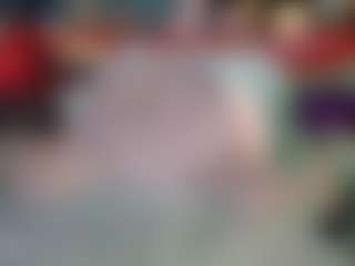 SaveTheBea's Live Sex Cam Show