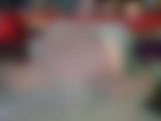 Live cam show with SaveTheBea - Roll on Camsoda
