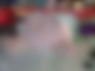 SaveTheBea's Live Sex Cam Show