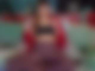 SaveTheBea's Live Sex Cam Show