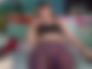 SaveTheBea's Live Sex Cam Show