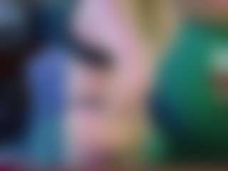 SaveTheBea's Live Sex Cam Show