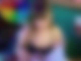Live cam show with SaveTheBea - Thick on Uber Horny