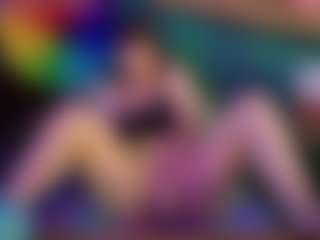 SaveTheBea's Live Sex Cam Show