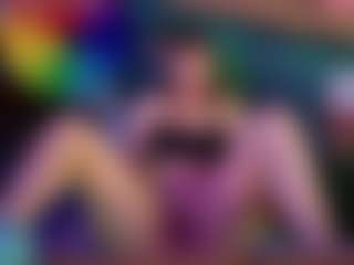 SaveTheBea's Live Sex Cam Show