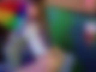 SaveTheBea's Live Sex Cam Show