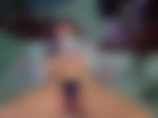 SaveTheBea's Live Sex Cam Show