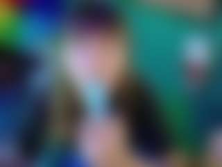 SaveTheBea's Live Sex Cam Show