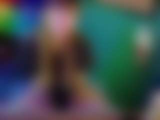 SaveTheBea's Live Sex Cam Show