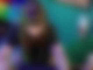 SaveTheBea's Live Sex Cam Show
