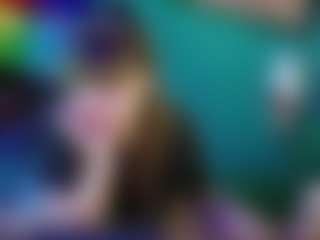SaveTheBea's Live Sex Cam Show