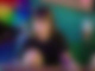 SaveTheBea's Live Sex Cam Show