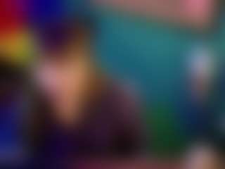 SaveTheBea's Live Sex Cam Show