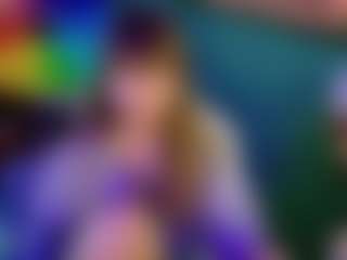 SaveTheBea's Live Sex Cam Show