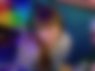 SaveTheBea's Live Sex Cam Show