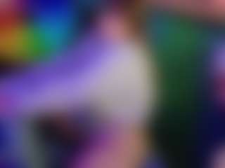 SaveTheBea's Live Sex Cam Show