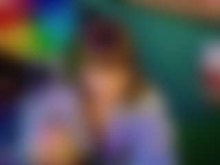 SaveTheBea's Live Sex Cam Show